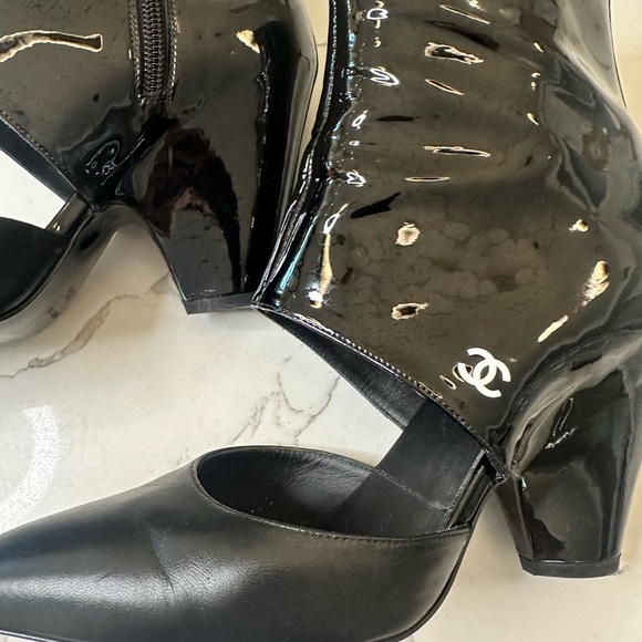 Chanel Black Patent Leather/Leather Cut Out Heels - Picture 6 of 12